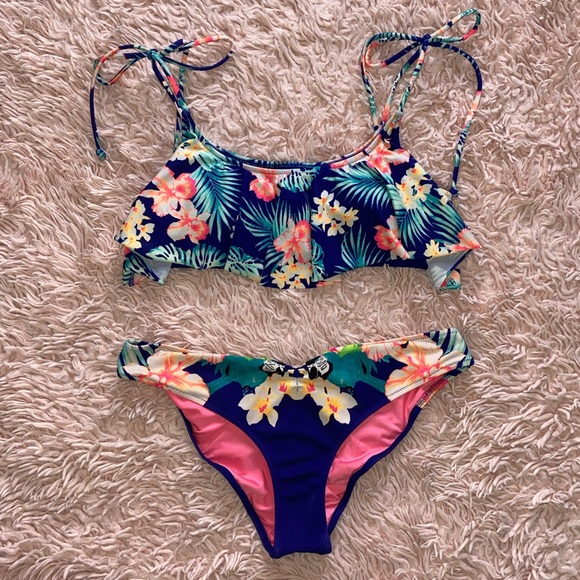 PINK BY VICTORIA'S SECRET TROPICAL PRINT CHEEKY BIKINI SET · SIZE M - Picture 5 of 5